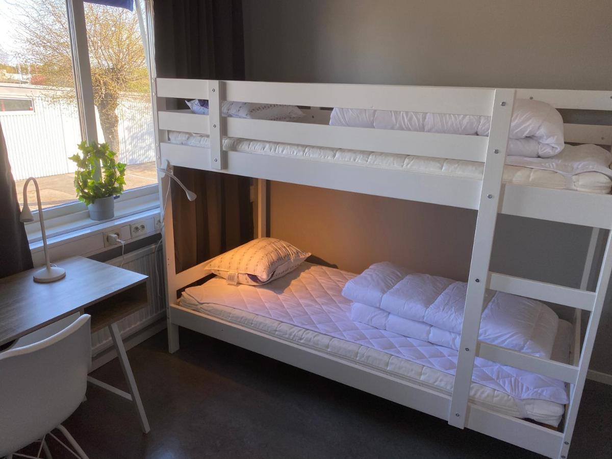 De La Gardie Park Vandrarhem Hostel Лідчепінг Екстер'єр фото
