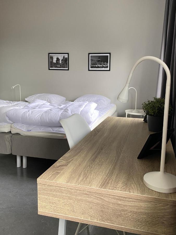 De La Gardie Park Vandrarhem Hostel Лідчепінг Екстер'єр фото